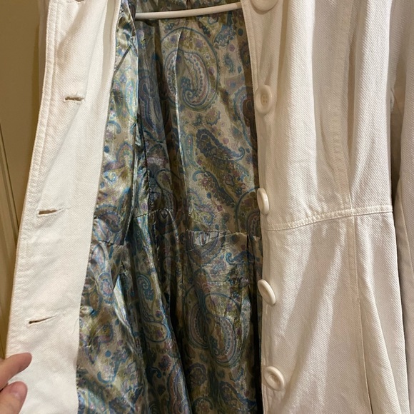 Costa Blanca woman’s trench coat - Picture 4 of 5